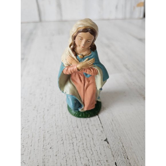 Vintage Mary virgin 4" praying nativity statue figurine religious Xmas decor - Picture 1 of 7